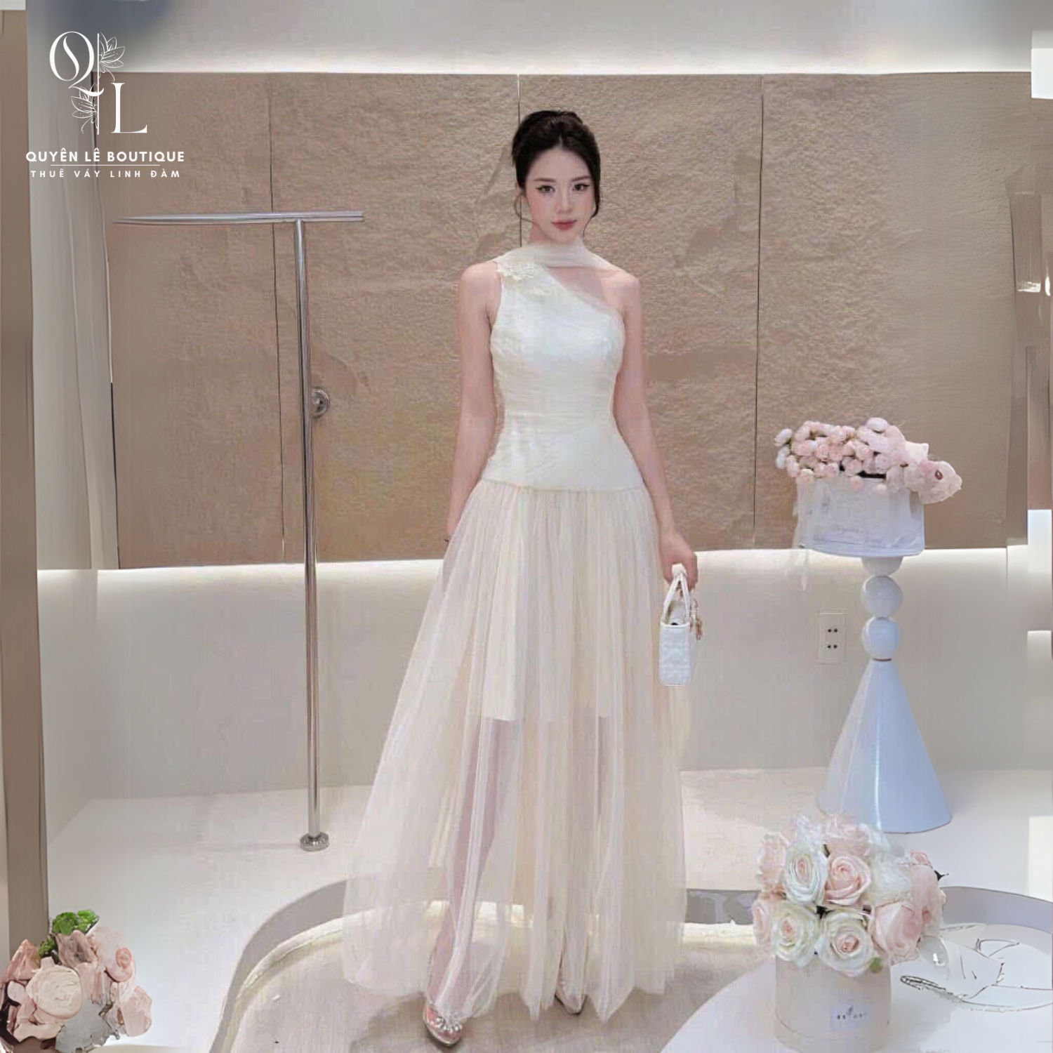 2547 Tiệc dài kem lệch vai