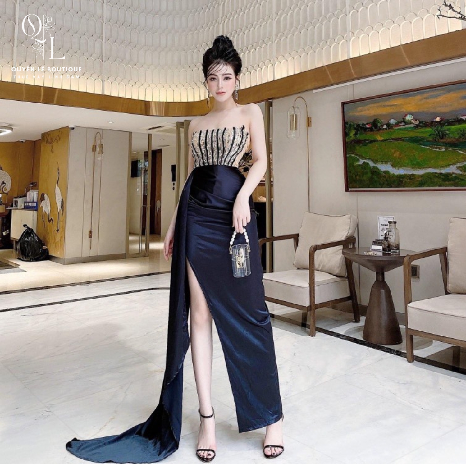 2122 cc Tiệc dài đen cúp ngực
