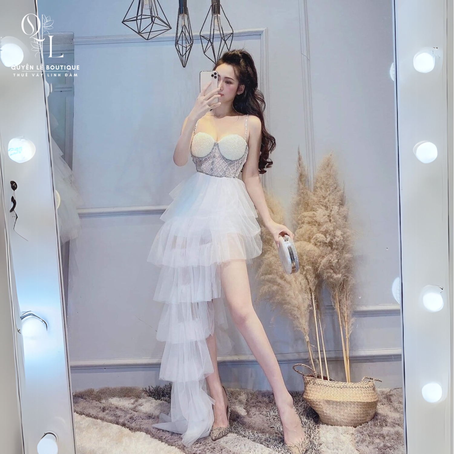 2116 cc Tiệc dài trắng 2 dây xẻ đùi