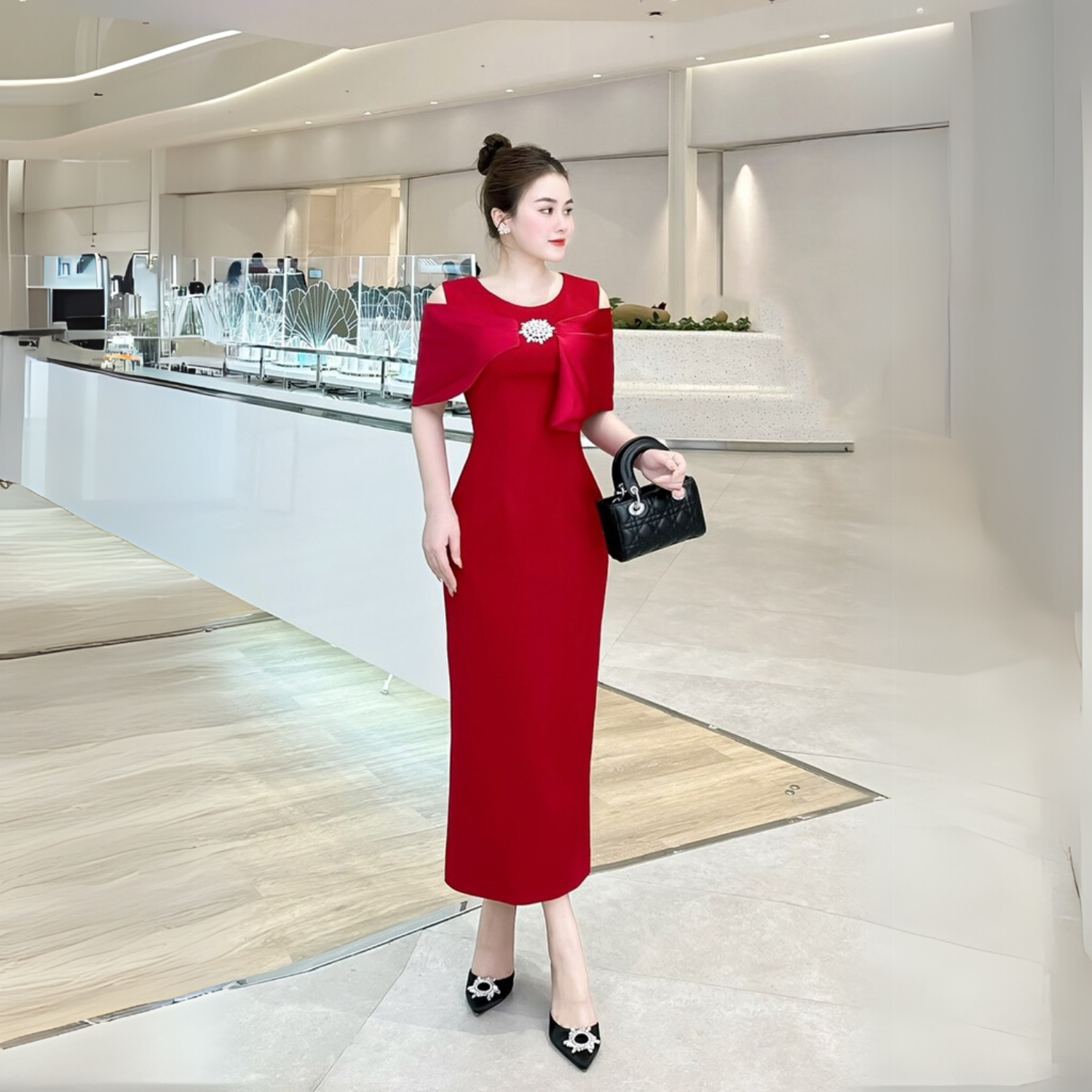 49 Tiệc dài đỏ