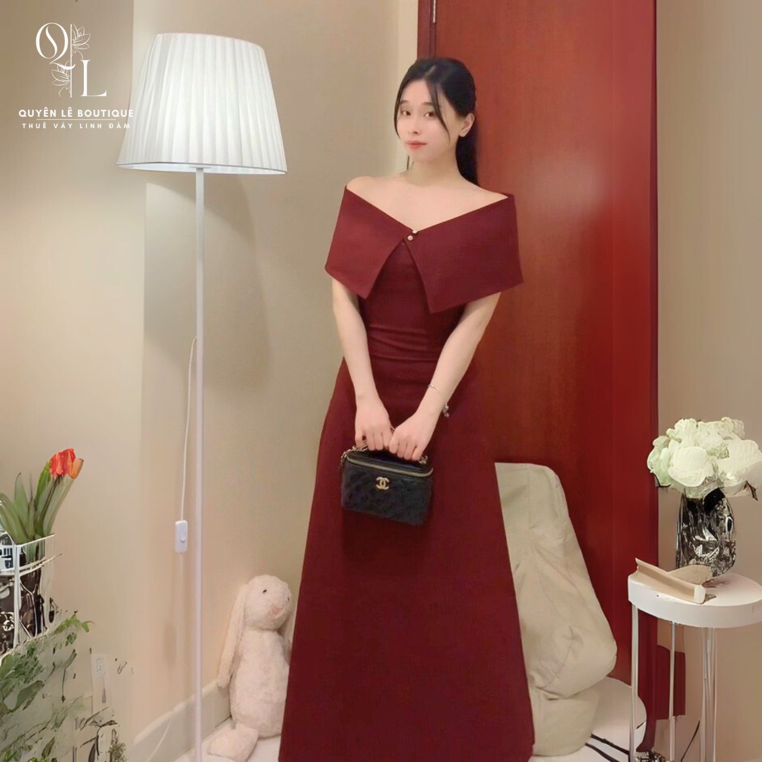 1300 Tiệc dài đỏ trễn vai