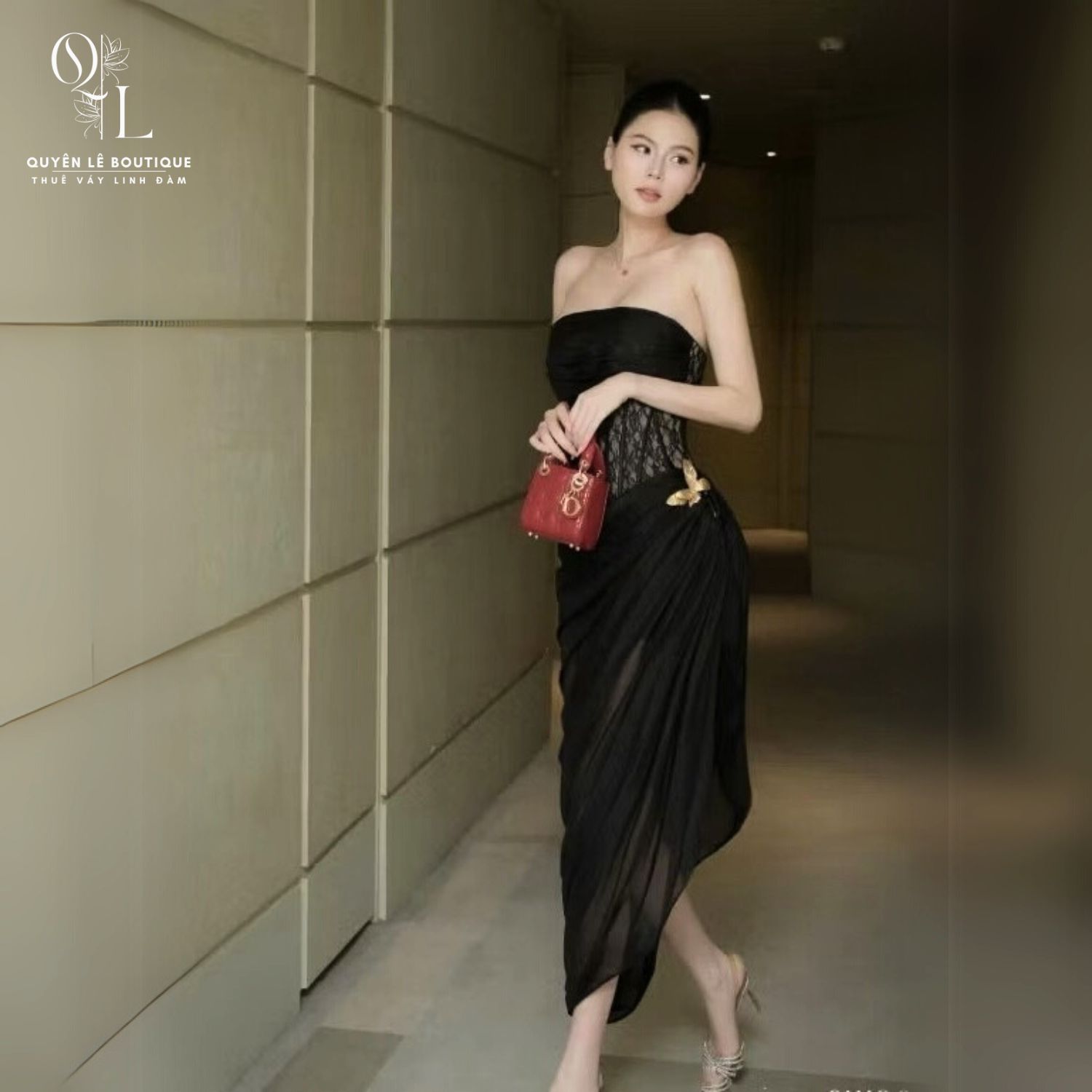 Tiệc dài đen cúp ngực
