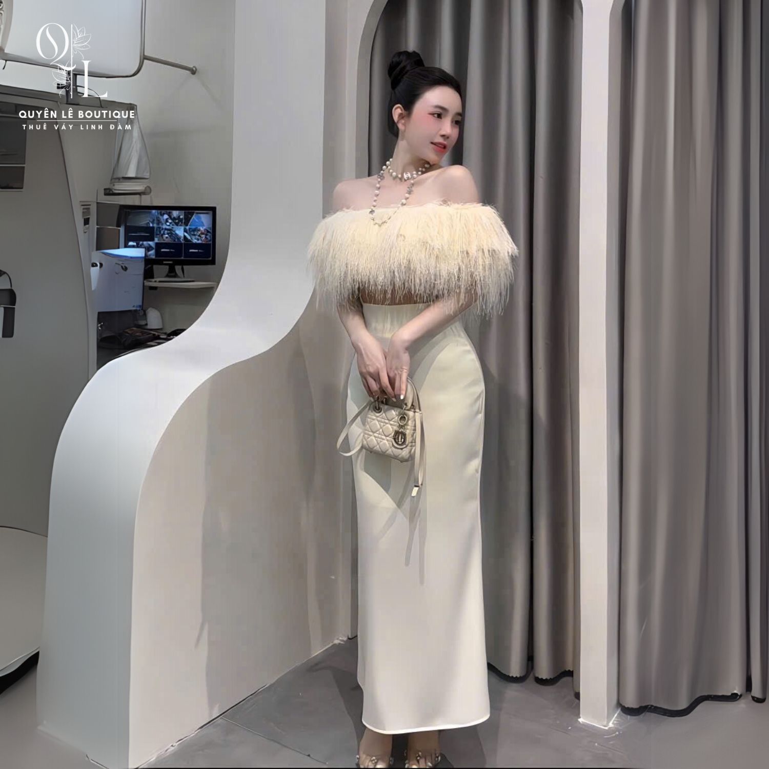 Set tiệc dài kem lông trễ vai Size S, M