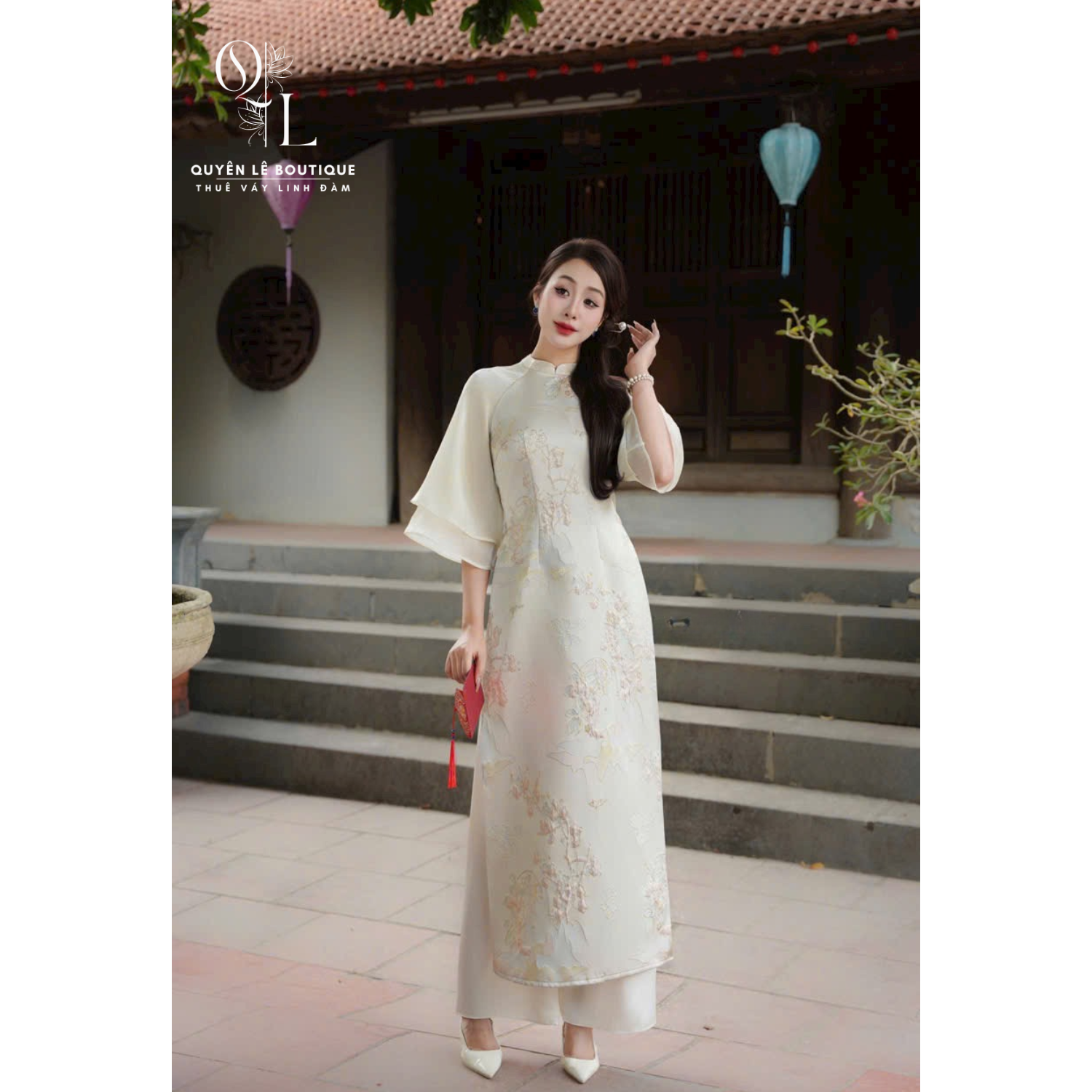 2698 Áo dài kem gấm