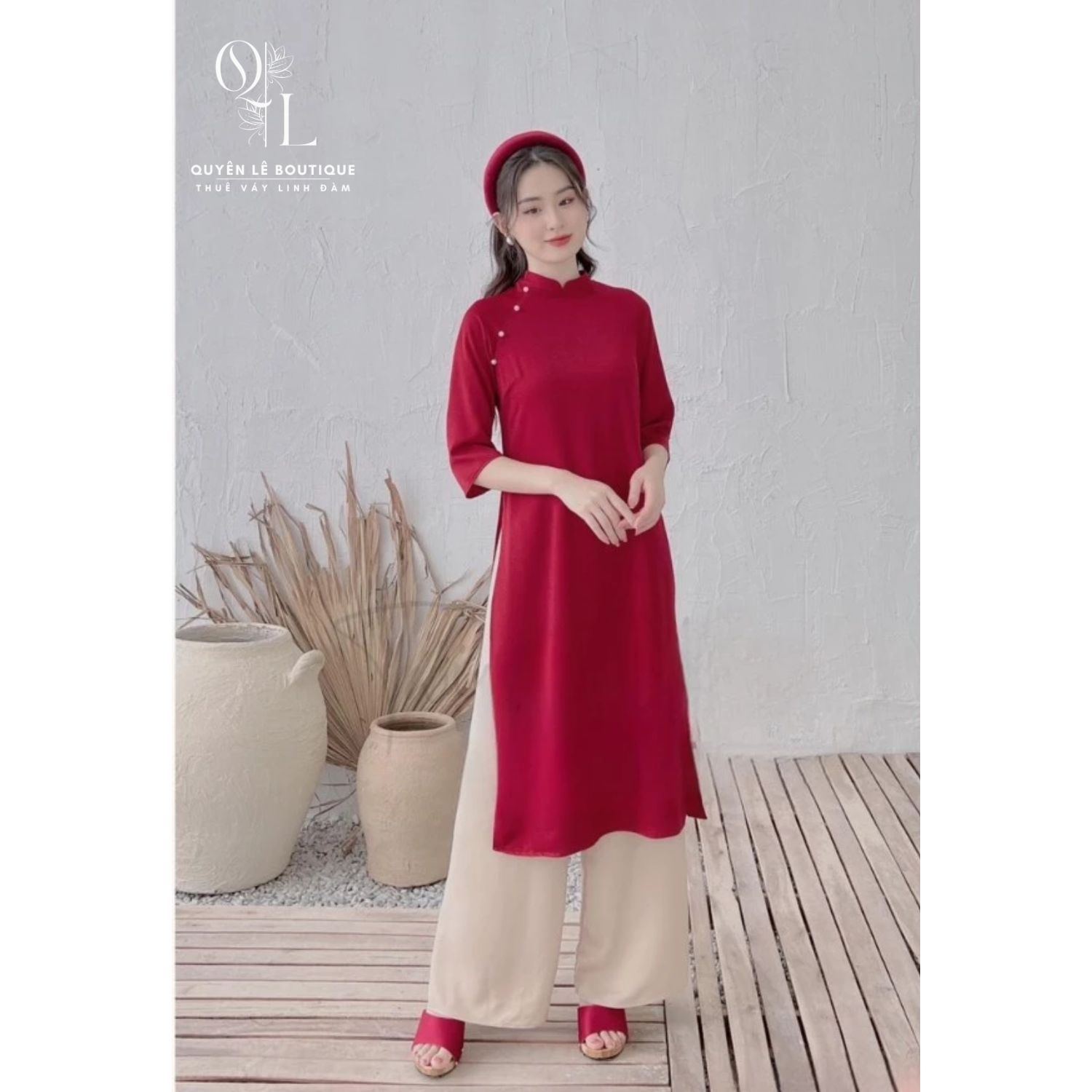 1511 Áo dài đỏ thẫm trơn