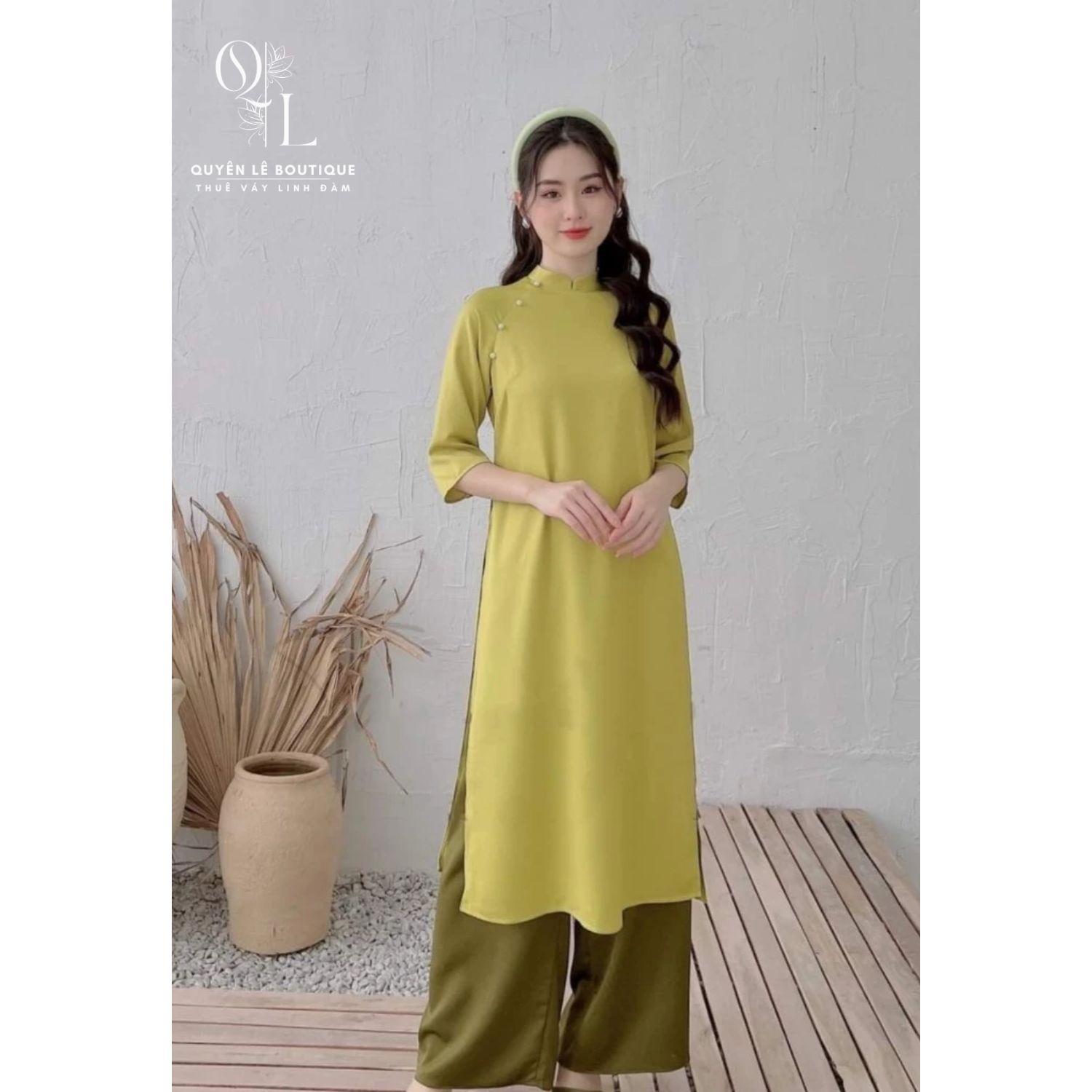 1521 Áo dài xanh bơ trơn
