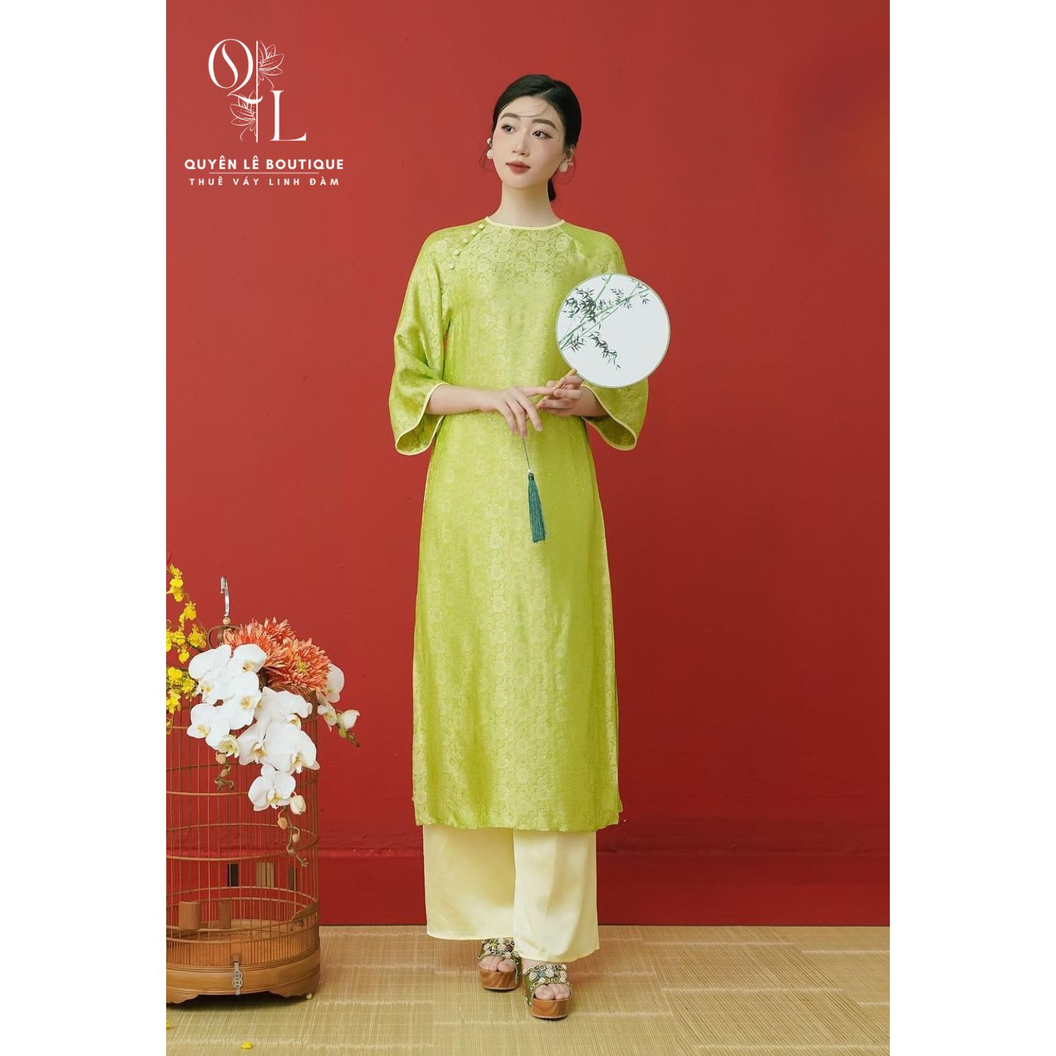 2517 Áo dài xanh cốm gấm