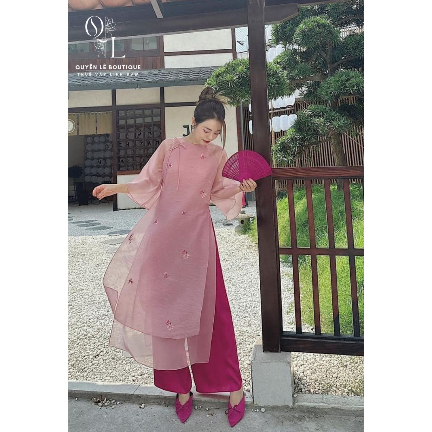 597 Áo dài hồng