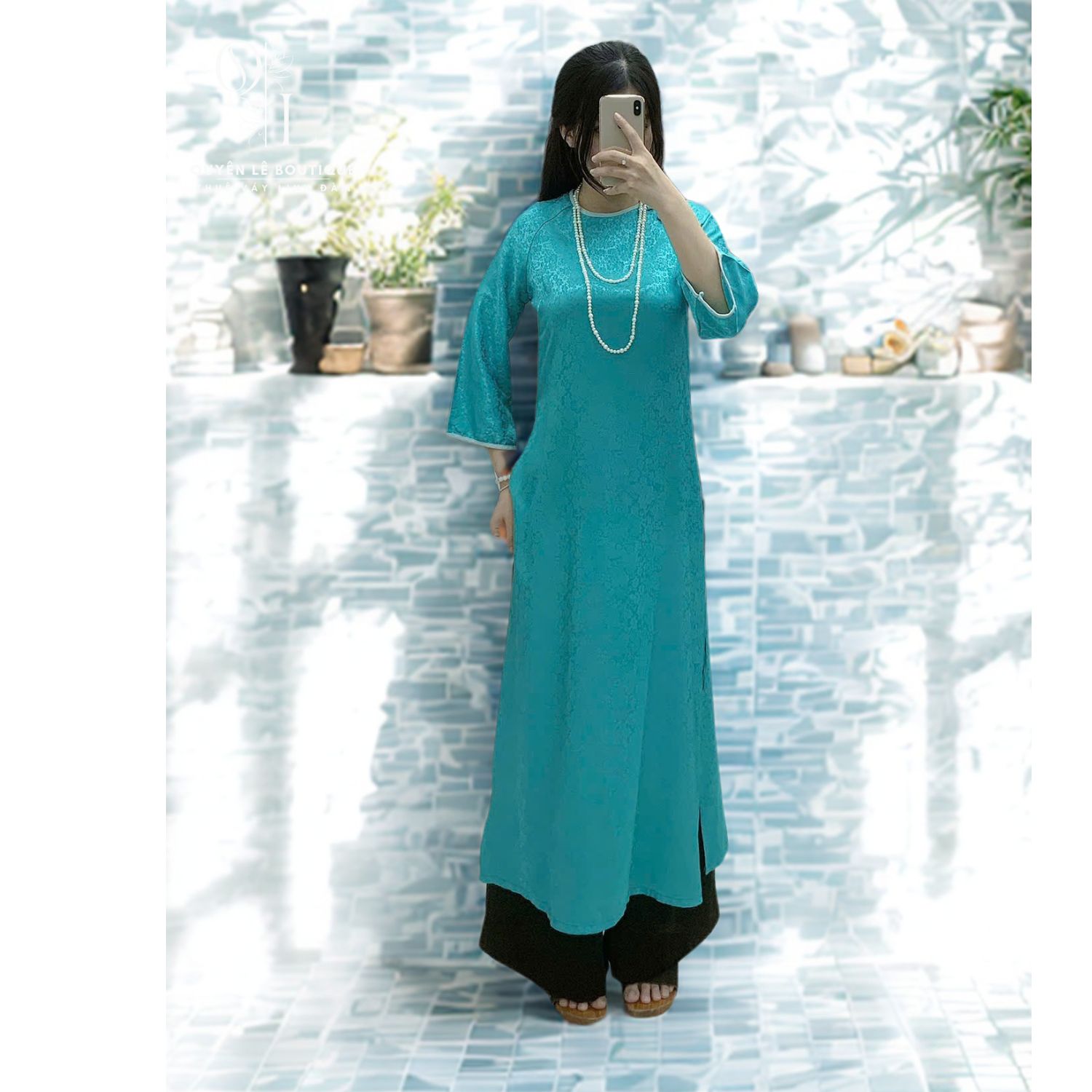 2533 Áo dài xanh ngọc