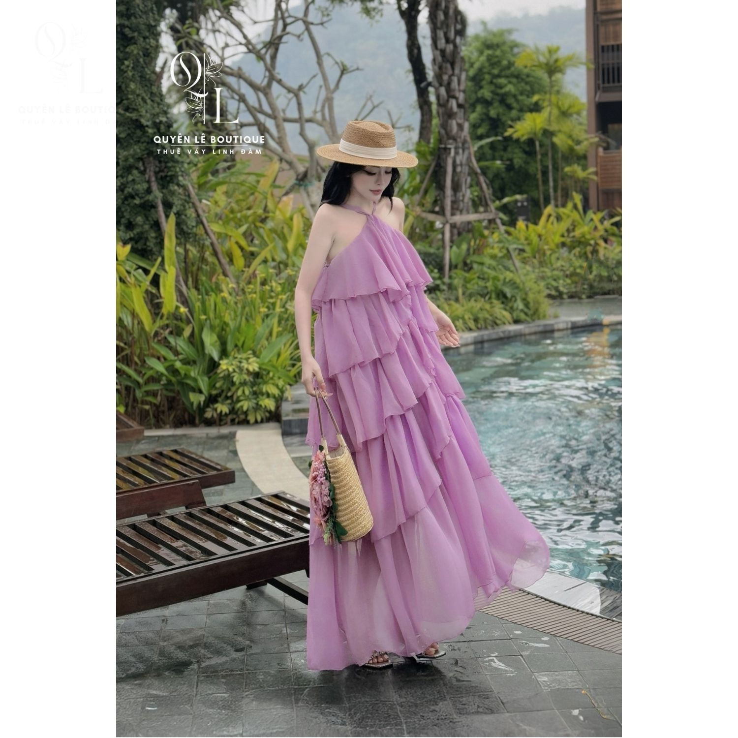 Váy du lịch yếm tím