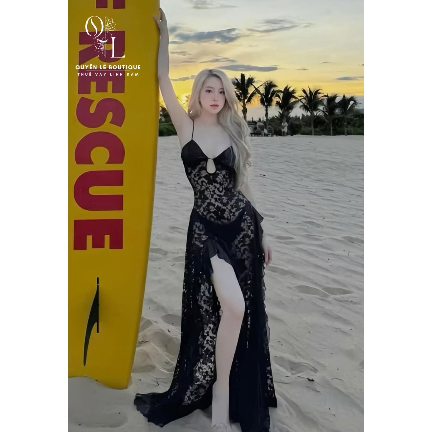 Set bikini đen ren