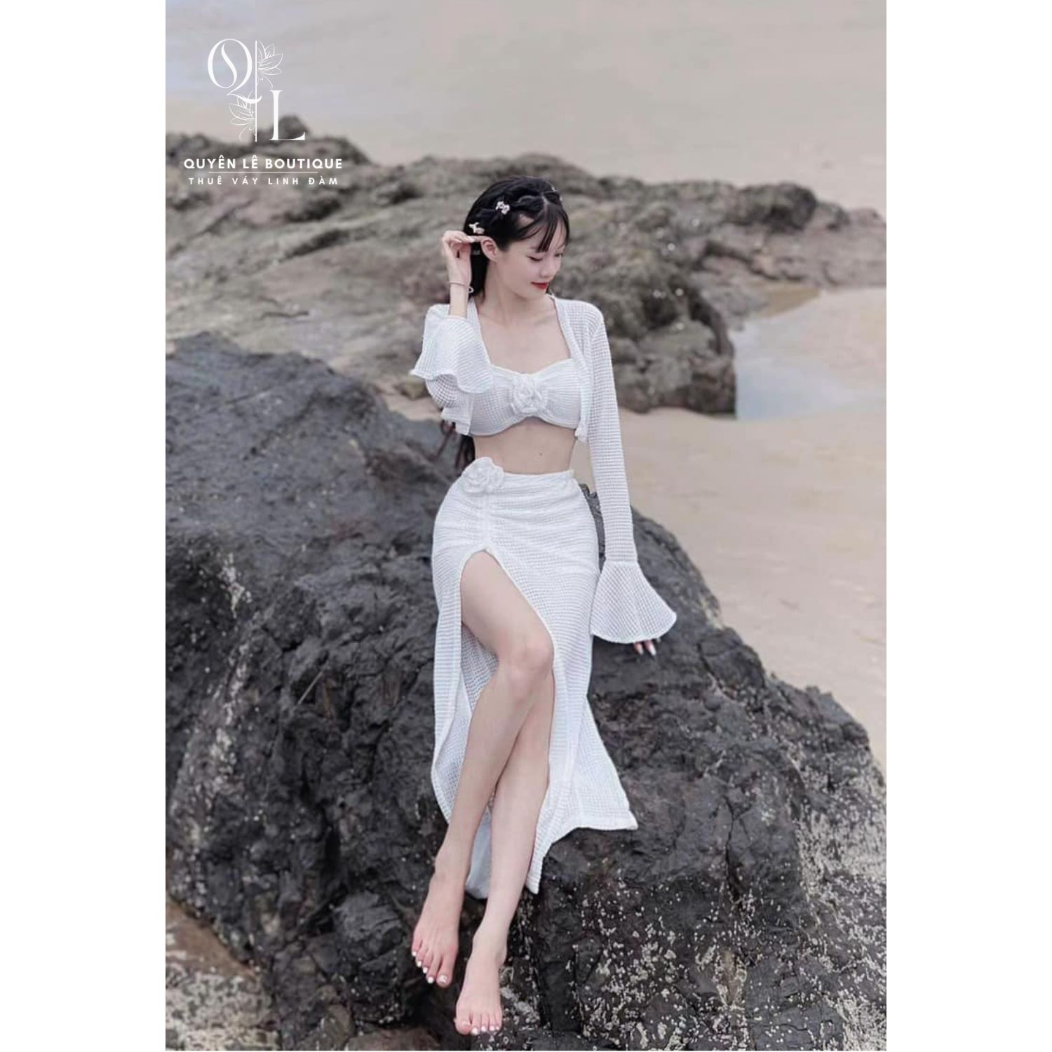 Set bikini trắng lưới