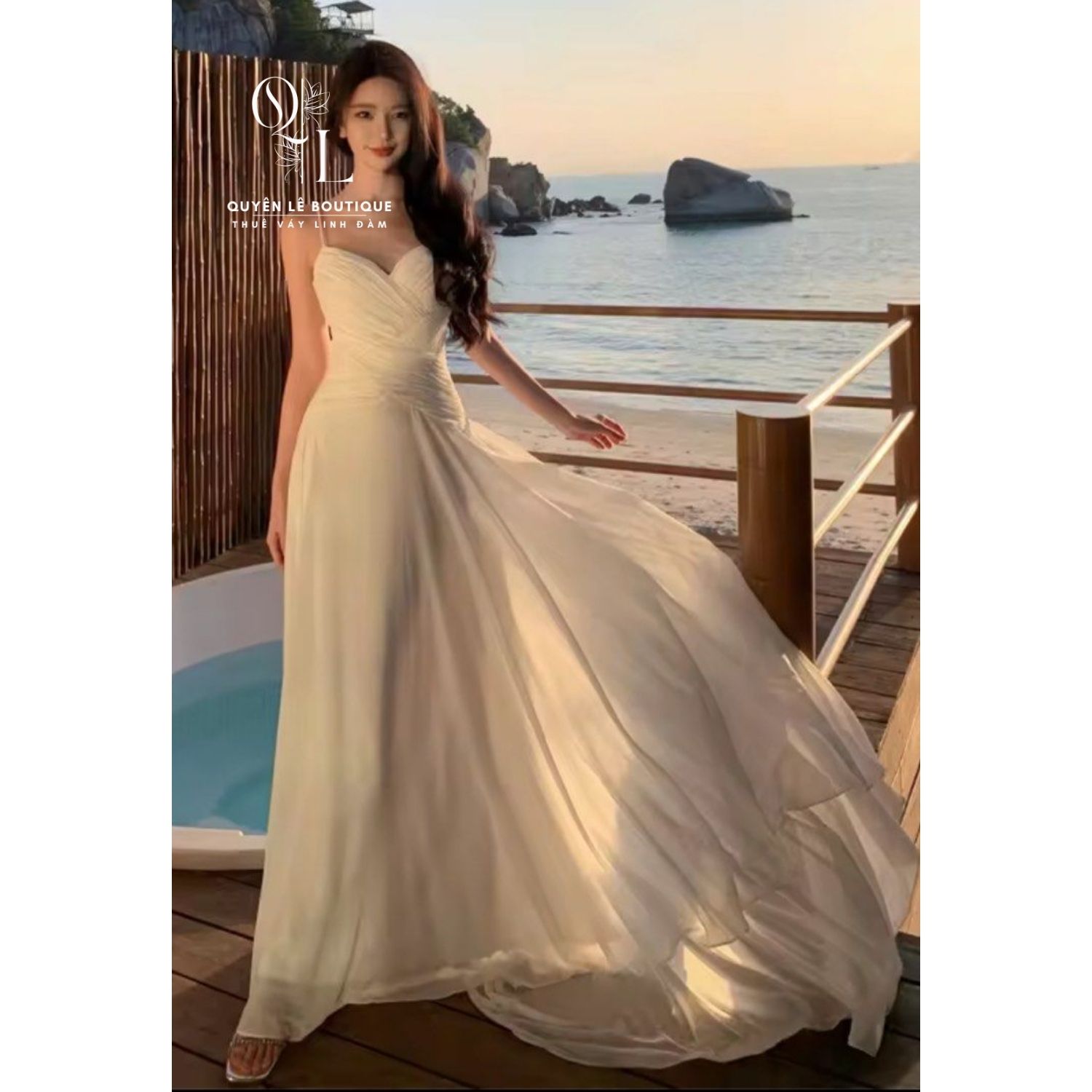 2877 Váy du lịch dài trắng 2 dây