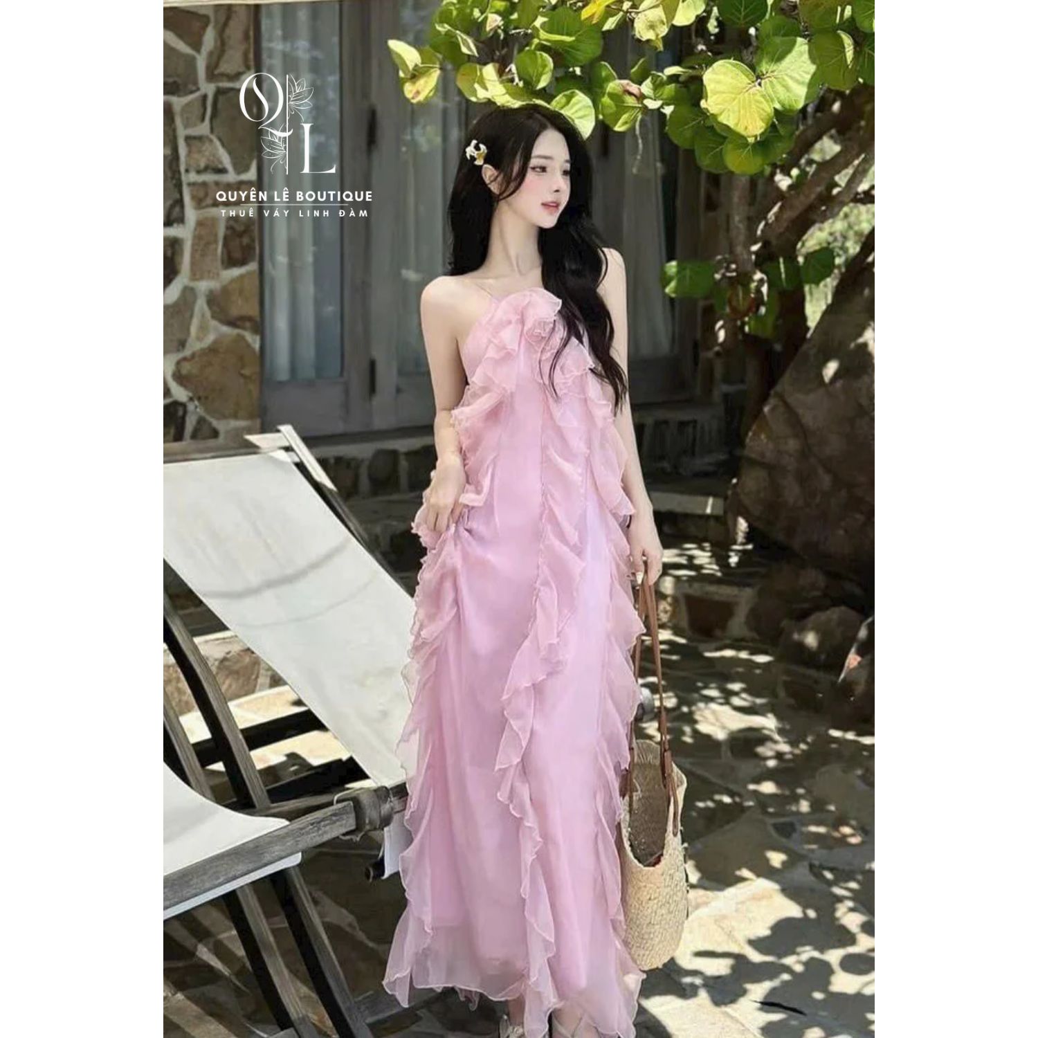 1611 Váy du lịch dài hồng yếm