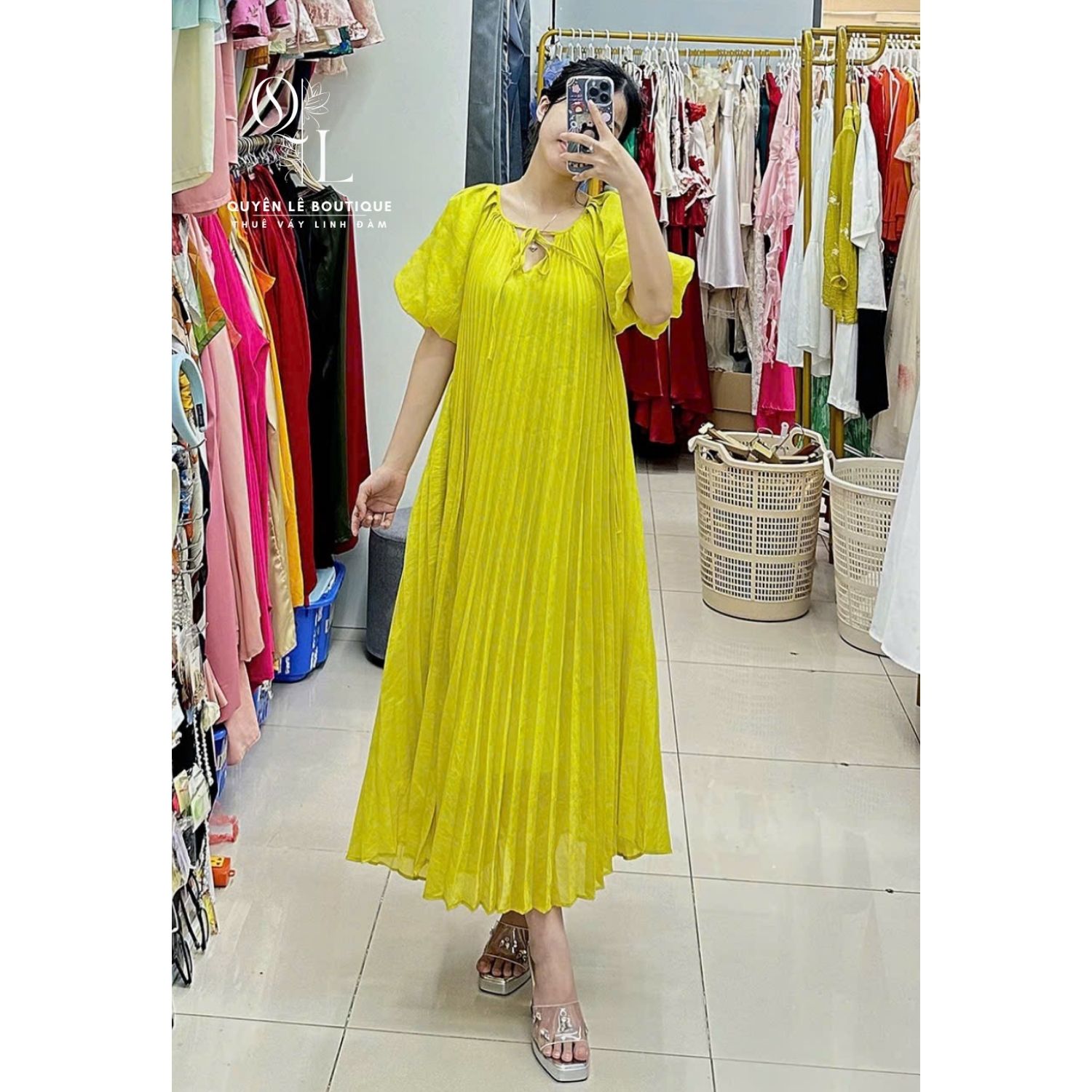 1085 Váy du lịch dài xanh xếp ly