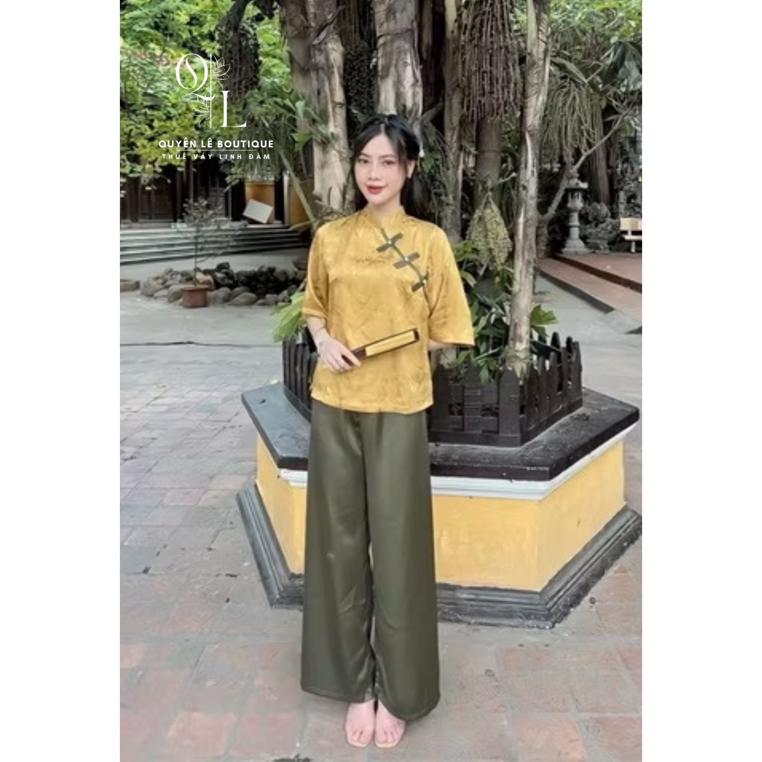 Pháp phục vàng xanh
