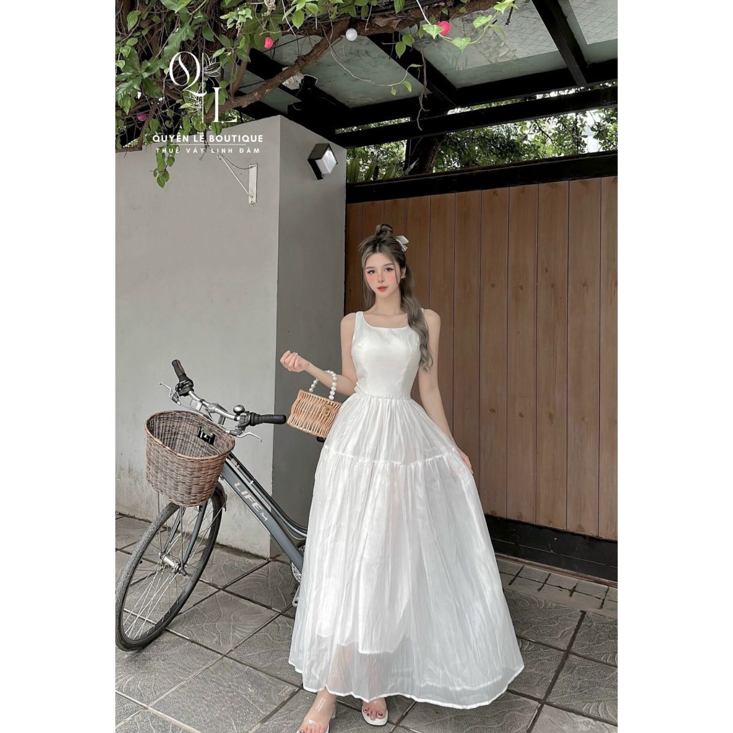 1044 Váy du lịch dài trắng 2 dây