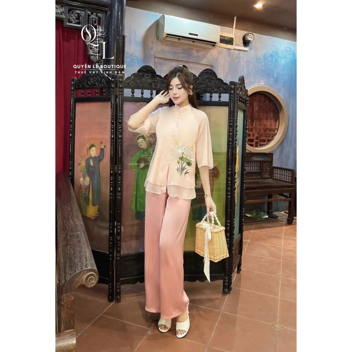 Pháp phục hồng tơ