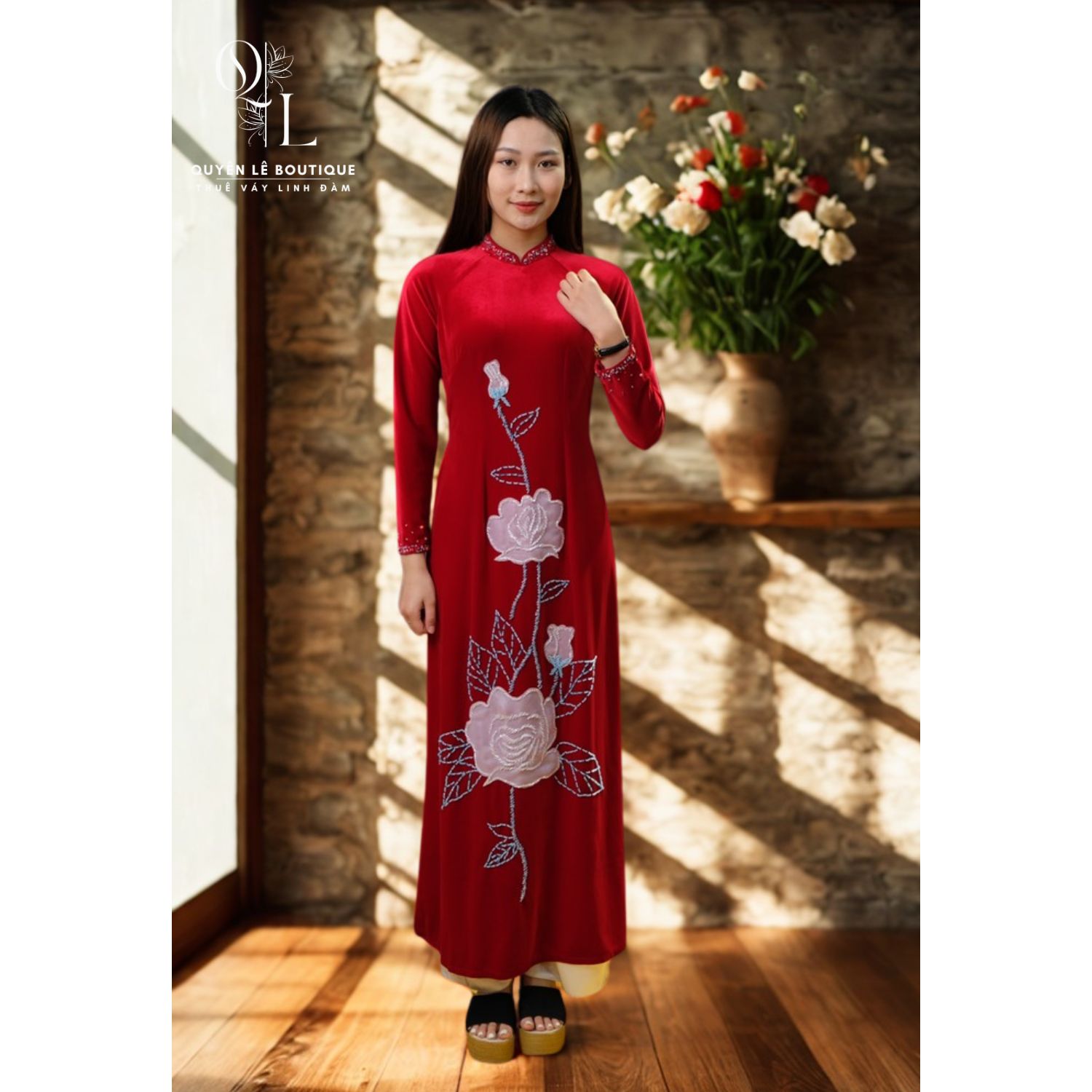 741 Áo dài mẹ đỏ nhung size L