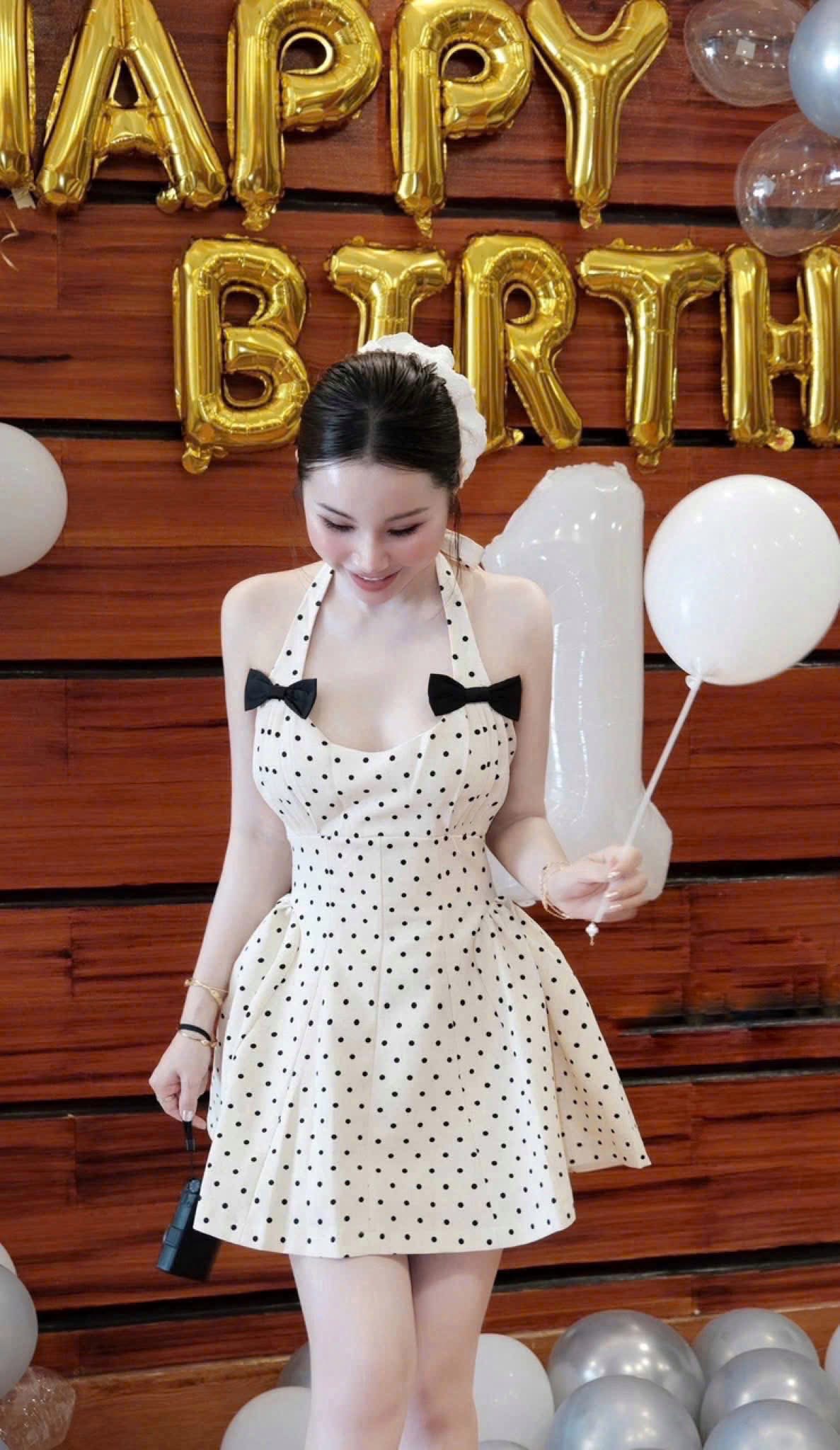 3263 tn chấm bi szS