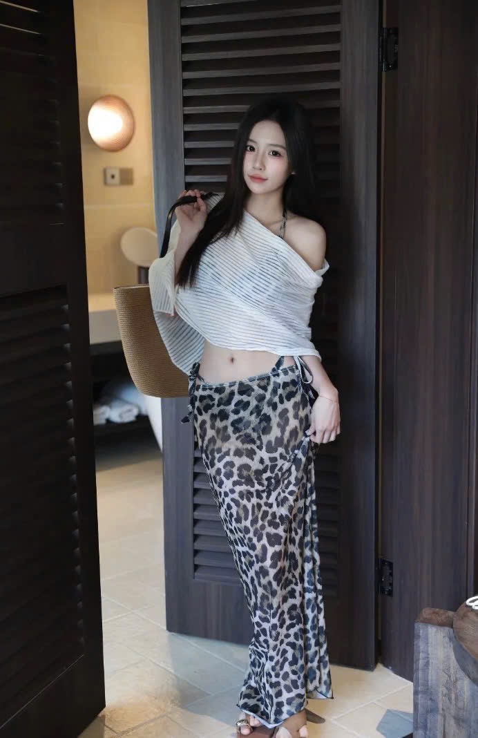 5415 bikini đen kem