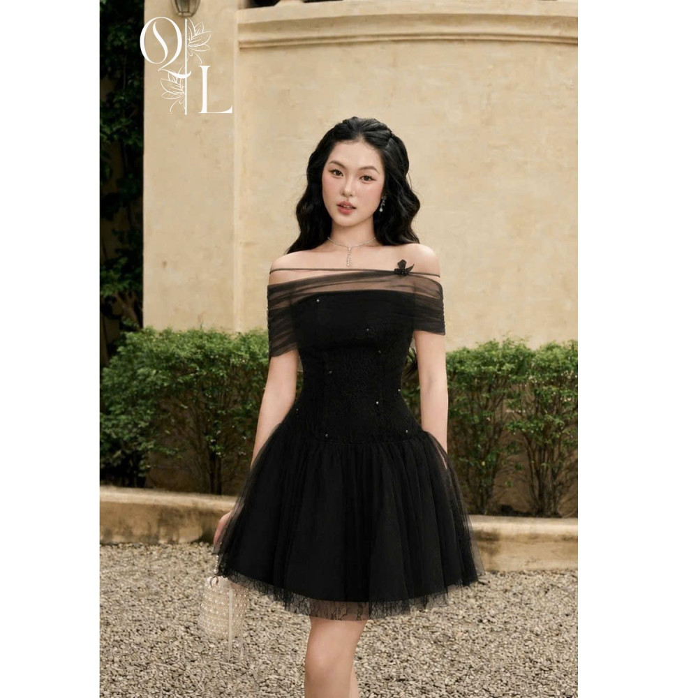 Tn đen size S
