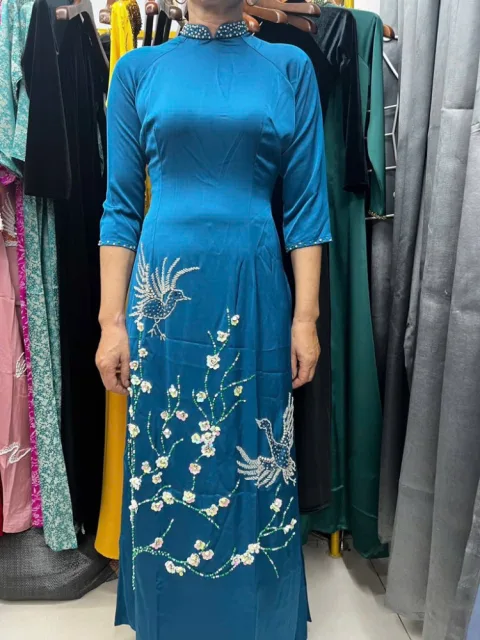 2260 Áo dài mẹ xanh size XXL