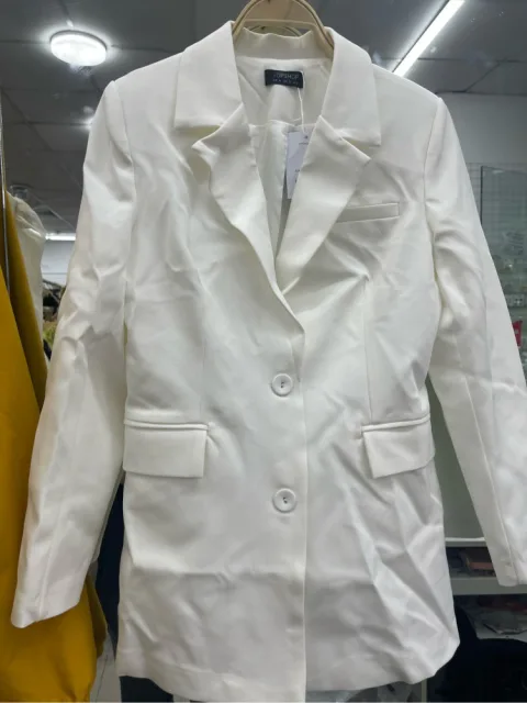 2385 áo vec trắng size S