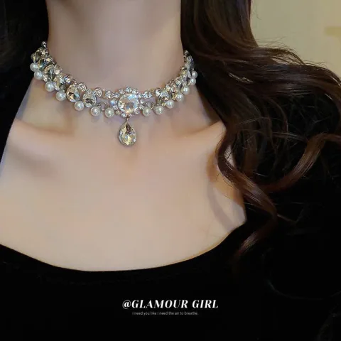 2555 vòng cổ