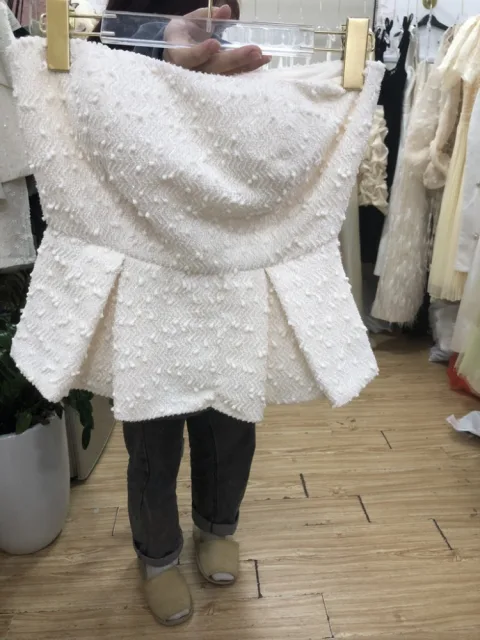 374 cc áo kem cúp ngực size S