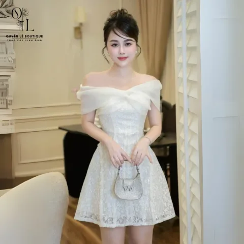 2144 Tiệc ngắn kem trễ vai