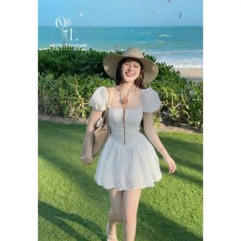 Váy du lịch kem