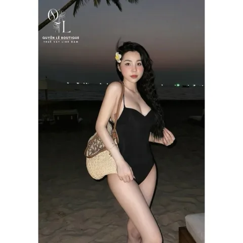 Bikini đen liền