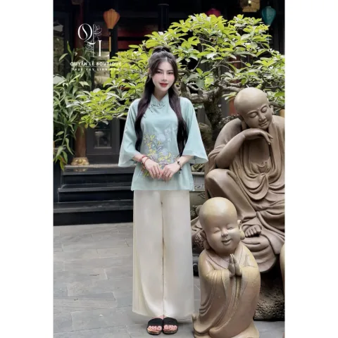 Pháp phục xanh ngọc