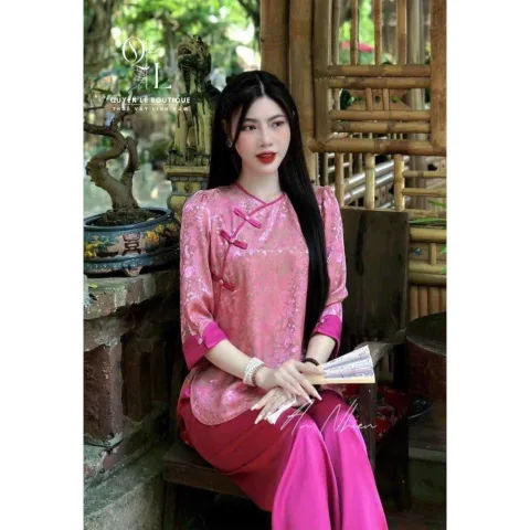 Pháp phục hồng tím cổ tròn