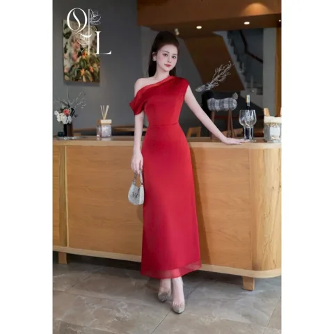 Td đỏ lệch vai size S,M,L