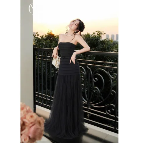 Td đen size S,M