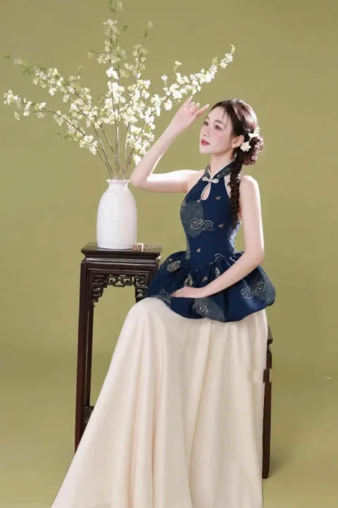 5760 yếm xanh