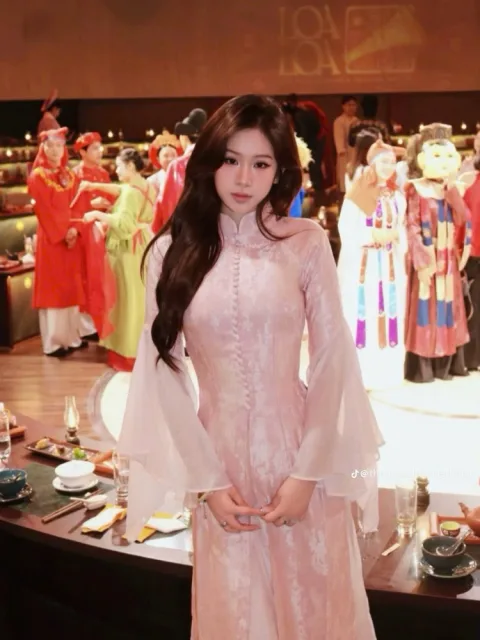5871 ad hồng szS,M,L,XL