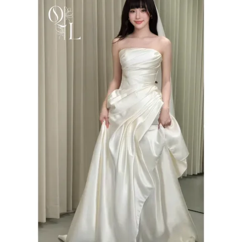 Td đi bàn cô dâu